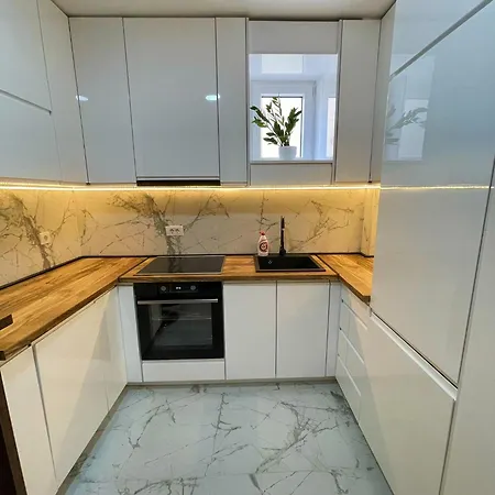 Apartment Magenta Kulina Bana Belgrad