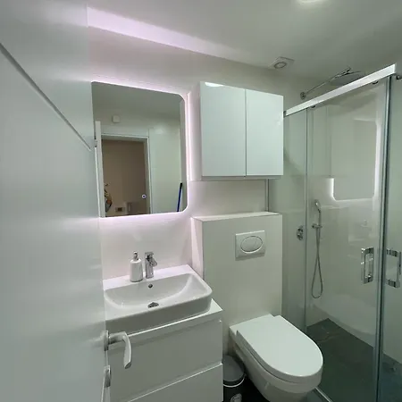 Magenta Kulina Bana ベオグラード